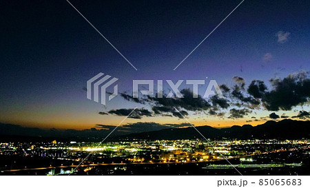 【小田原】田島の夜景、夕暮れの街並み 【小田原】田島の夜景、夕暮れの街並み 85065683