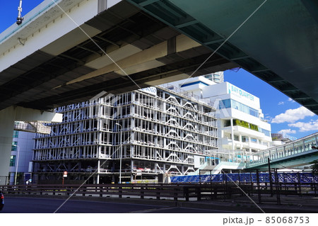 横浜駅東口付近の景色 85068753