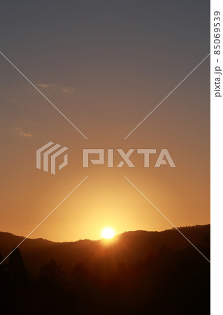 日の出 85069539