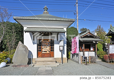 川越散歩:成田山川越別院本行院 開山堂 川越散歩:成田山川越別院本行院 開山堂 85075283