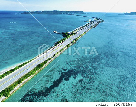 沖縄海中道路をドローンで撮影 85079165