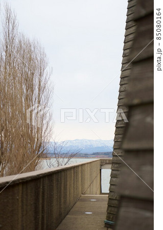 北陸片山津温泉にある雪の科学館の外壁 北陸片山津温泉にある雪の科学館の外壁 85080164