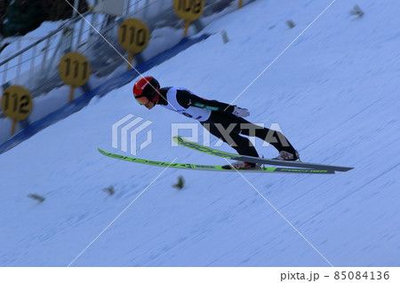 着地体制 85084136