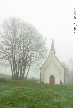 Desert Chapel in Gooik whit fog 85088432