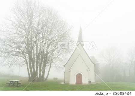 Desert Chapel in Gooik whit fog Desert Chapel in Gooik whit fog 85088434