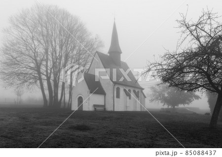 Desert Chapel in Gooik whit fog Desert Chapel in Gooik whit fog 85088437
