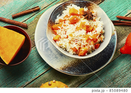 Stewed rice with pumpkin Stewed rice with pumpkin 85089480