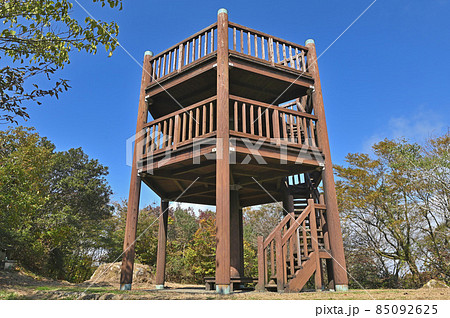 九千部山登山「山頂の展望台」 85092625