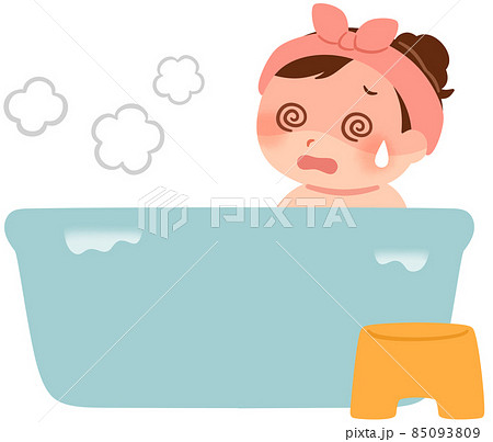 お風呂でのぼせる女性 85093809