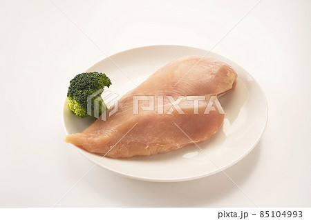 皮引き鶏むね肉 鶏肉 生肉 リーズナブル ヘルシー 食材 皮引き鶏むね肉 鶏肉 生肉 リーズナブル ヘルシー 食材 85104993