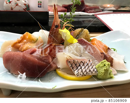 和食 日本食 寿司店 寿司屋 高級寿司店 カウンター お作り 和食 日本食 寿司店 寿司屋 高級寿司店 カウンター お作り 85106909