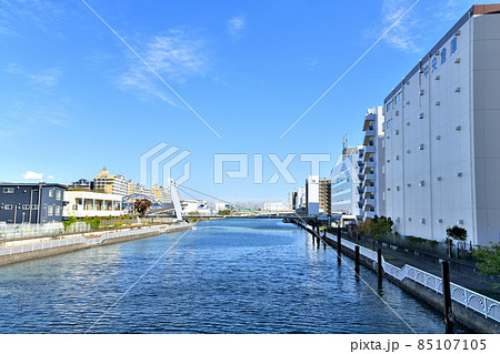 汐枝橋/汐見運河よりしおかぜ橋方面を望む(東京都江東区)【2021.11】 汐枝橋/汐見運河よりしおかぜ橋方面を望む(東京都江東区)【2021.11】 85107105