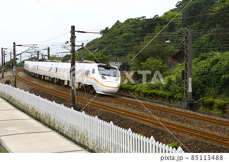 電車 列車 イベント列車 85113488