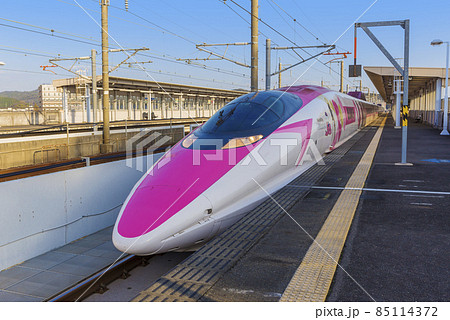 新幹線 乗り物 鉄道 高速鉄道 500系 ハローキティ新幹線 ピンク 新幹線 乗り物 鉄道 高速鉄道 500系 ハローキティ新幹線 ピンク 85114372