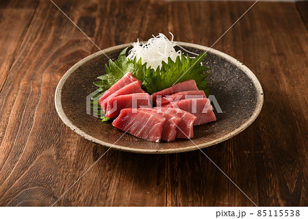 天然まぐろ中トロ(刺身用) 85115538