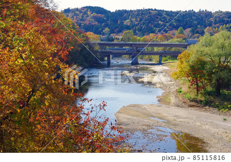 広瀬川と仲の瀬橋(仙台市青葉区) 広瀬川と仲の瀬橋(仙台市青葉区) 85115816