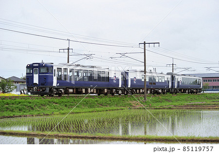 信越本線　帯織－見附　JR東日本　キハ40系　 越乃Shu*Kura 85119757