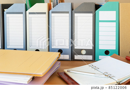 ファイルボックスでデスクの整理　A4判ペーパーボックスで書類整理 85122006