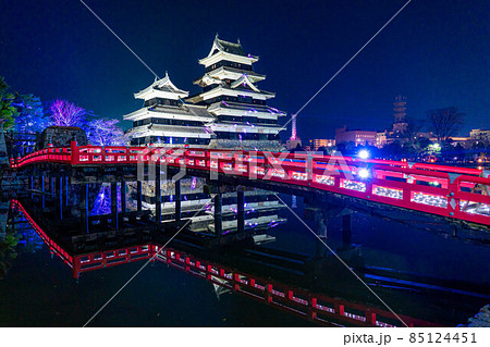 松本城のプロジェクションマッピング【長野県】 松本城のプロジェクションマッピング【長野県】 85124451