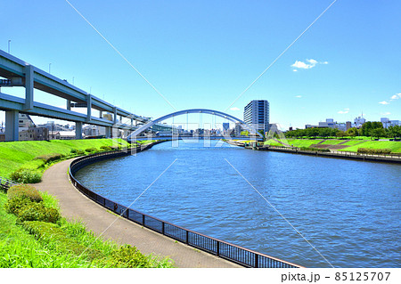 東京都、隅田川の風景(豊島橋付近) 東京都、隅田川の風景(豊島橋付近) 85125707