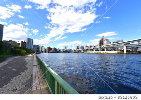 東京都、隅田川の風景 85125805