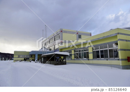 増毛町立舎熊小学校（旧増毛第二中学校校舎・廃校） 85126640