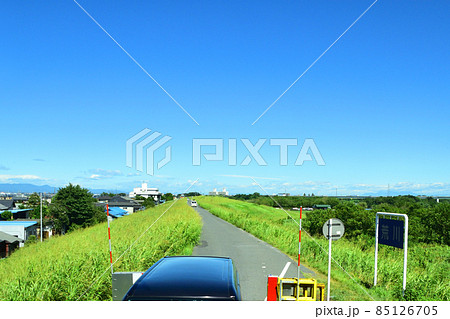 南古谷駅から赤羽駅まで埼京川越線の車窓からの風景 南古谷駅から赤羽駅まで埼京川越線の車窓からの風景 85126705