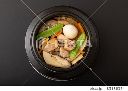 五目釜飯 (鶏五目釜飯) 五目釜飯 (鶏五目釜飯) 85136324