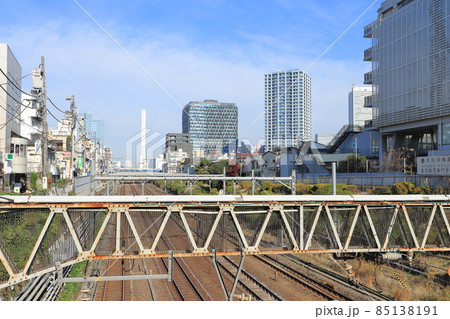 目白橋から見たJR山手線の線路　池袋駅方面の風景 85138191