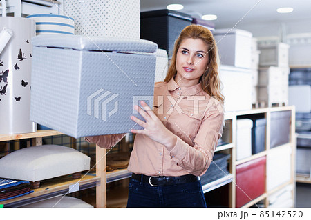 Girl in search of new ottoman Girl in search of new ottoman 85142520