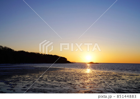 夕日 太陽 空 85144883