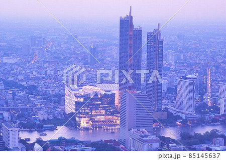 Night View of ICONSIAM and Tallest Building in BKK 85145637