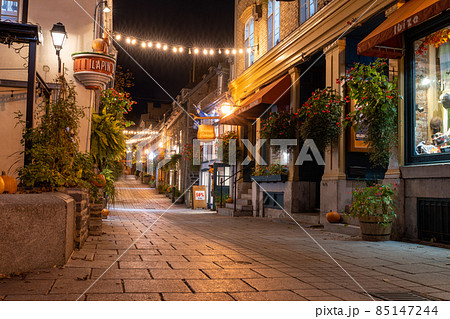 Quebec, Canada - October 18 2021 : Night view of the Quartier du Petit Champlain in autumn. A small commercial zone in Quebec City. Quebec, Canada - October 18 2021 : Night view of the Quartier du Petit Champlain in autumn. A small commercial zone in Quebec City. 85147244