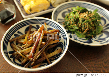 ふきの佃煮とほうれんそうの胡麻和えのお惣菜 85149660