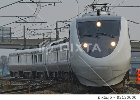北陸本線 加賀笠間-美川 JR西日本 681系 T03+T18編成(金沢) サンダーバード 北陸本線 加賀笠間-美川 JR西日本 681系 T03+T18編成(金沢) サンダーバード 85150600