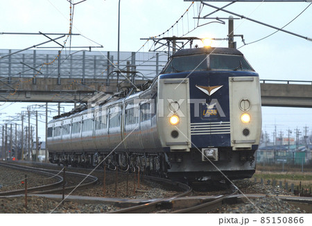 北陸本線 加賀笠間-美川 JR西日本 Y11+Y01編成(金沢) しらさぎ 北陸本線 加賀笠間-美川 JR西日本 Y11+Y01編成(金沢) しらさぎ 85150866