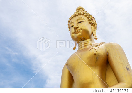 Golden Buddha in Chiang Saen style in Phutthamonthon (Buddhist park) build to celebrate its 750th anniversary of Chiang Rai ancient city. Golden Buddha in Chiang Saen style in Phutthamonthon (Buddhist park) build to celebrate its 750th anniversary of Chiang Rai ancient city. 85156577