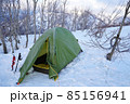 雪山のテント泊 85156941