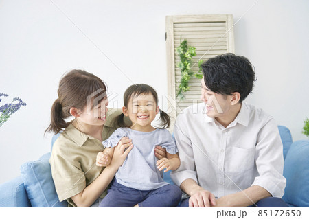 家族団欒 家族団欒 85172650