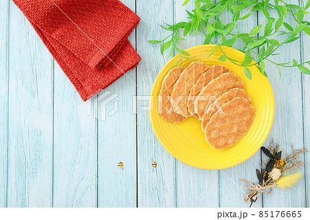 バターワッフルと小物|真俯瞰 バターワッフルと小物|真俯瞰 85176665