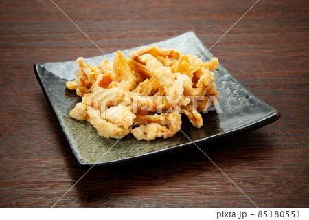 鶏皮の唐揚げ 鶏皮の唐揚げ 85180551