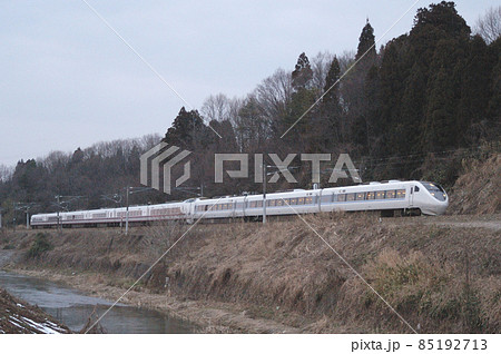 北陸本線　津幡－倶利伽羅　JR西日本　北越急行　681系　W14＋N01編成（金沢）　はくたか 85192713