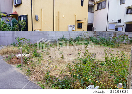 住宅街の空き地 住宅街の空き地 85193382