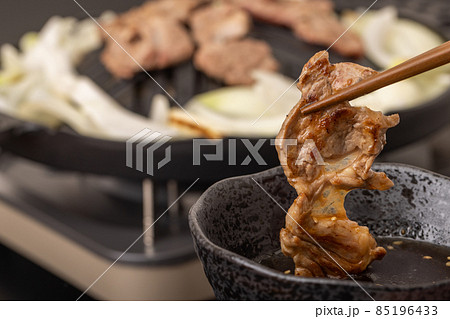 ジンギスカン　(生ラム肩ロース) 85196433