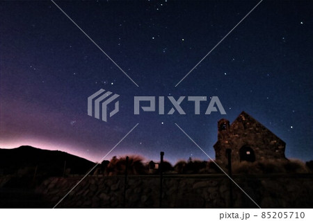 マッケンジー・カントリーのテカポ湖 85205710