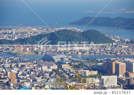 徳島県　眉山から津田山周辺を望む 85217637