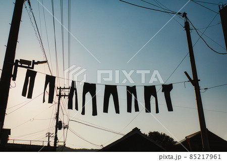 吊るされたジーンズ 吊るされたジーンズ 85217961