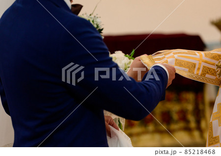 Weddings in the Ukrainian Orthodox Church, all Christian church traditions. 85218468