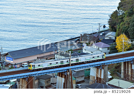東海道本線 根府川-早川 JR東日本 E493系 01編成(東京) 東海道本線 根府川-早川 JR東日本 E493系 01編成(東京) 85219026