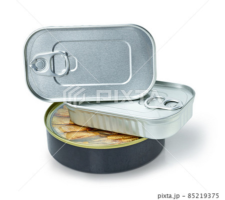metal cans isolated on white 85219375